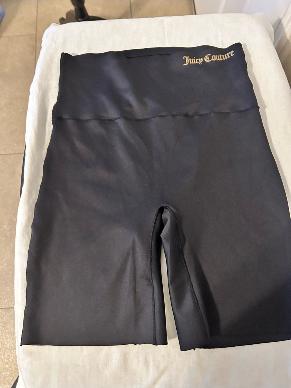 Juicy Couture Intimates Seamless Mid Thigh/High Waist Shaper/Size Large/NWOT